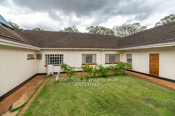 Prime office space along Ascot Road Avondale West!