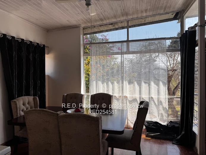 A Home Tucked Away in Burnside!