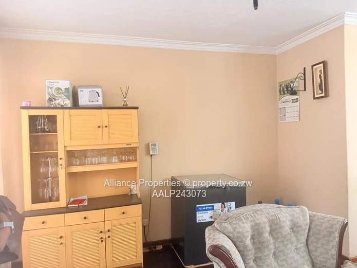 venues 2-Bedroom Duplex Garden Flat – Ideal for Offices or Residential Use (Deeds Available)