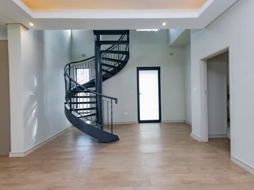 5 Unit Townhouse Complex