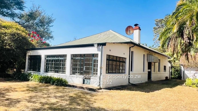 Golden Oldie Character family home