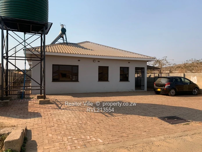 Tynwald 2-Bed Garden Flat for Rent (Sole Mandate)