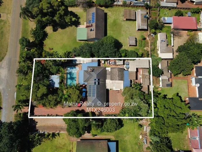 Family Home for Sale in Alexandra Park