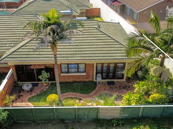 3 Bedroom Flat & Apartment