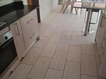 2 Bedroom Garden Flat