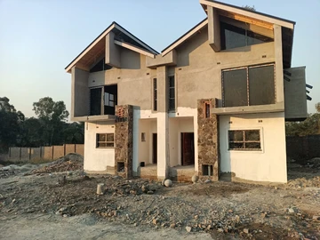 3 Bedroom Flat & Apartment