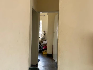 2 Bedroom Flat & Apartment