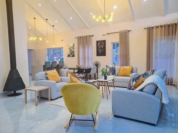 3 Unit Townhouse Complex