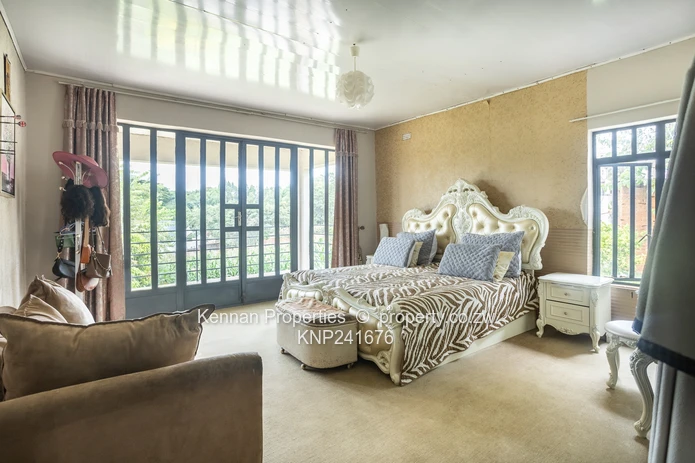 Double Storey Home In Brooke View