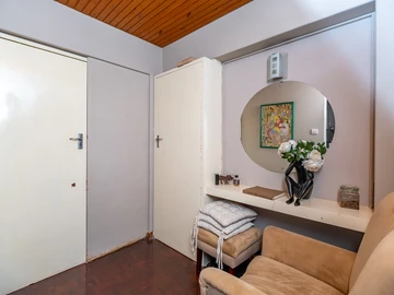 3 Bedroom Flat & Apartment