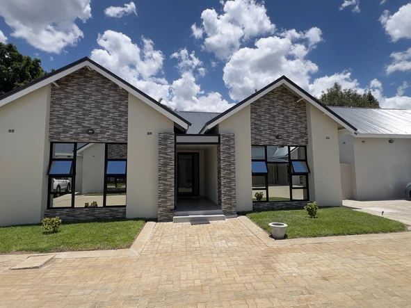 8 Unit Townhouse Complex