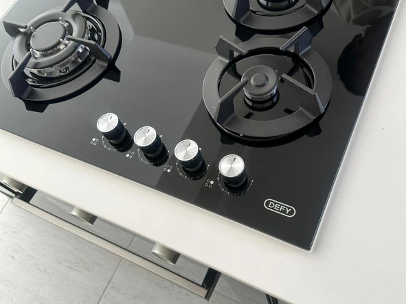 2 Bedroom Flat & Apartment