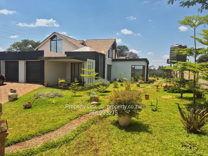 4-Bed 3-Bath Family Home In Mount Pleasant Heights