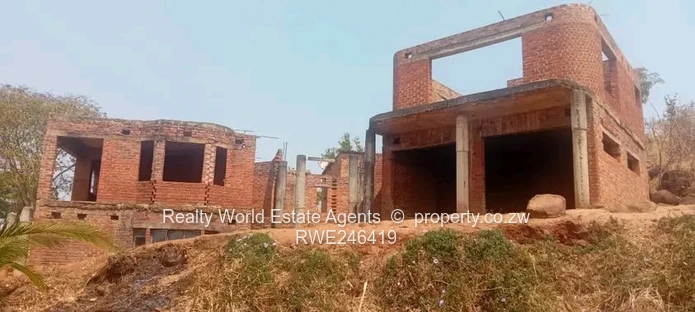 Charlotte Brooke – Incomplete 6 Bedroom House for Sale