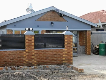 4 bedrooms house for sale in Montrose, Gweru 