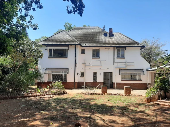 5 Bedroom House