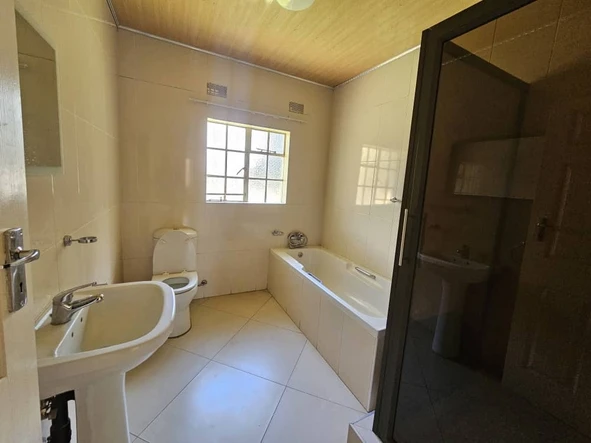 3 Bedroom Garden Flat