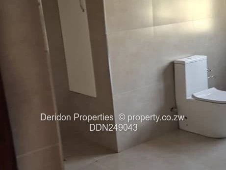 Shawasha Hills: 5-Bed Family Home with Pool & Borehole