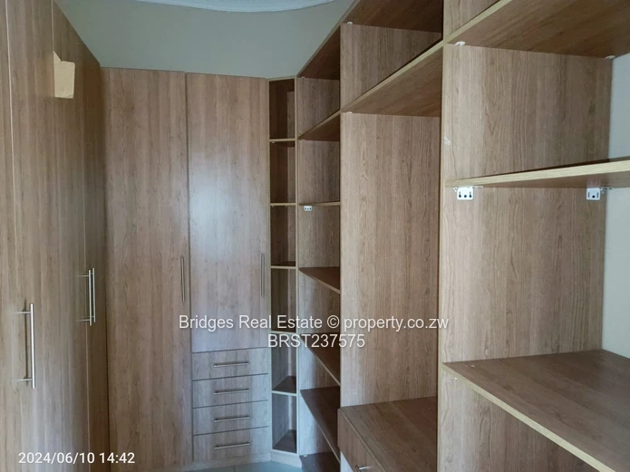 Strategic Frontage (Sole Mandate)