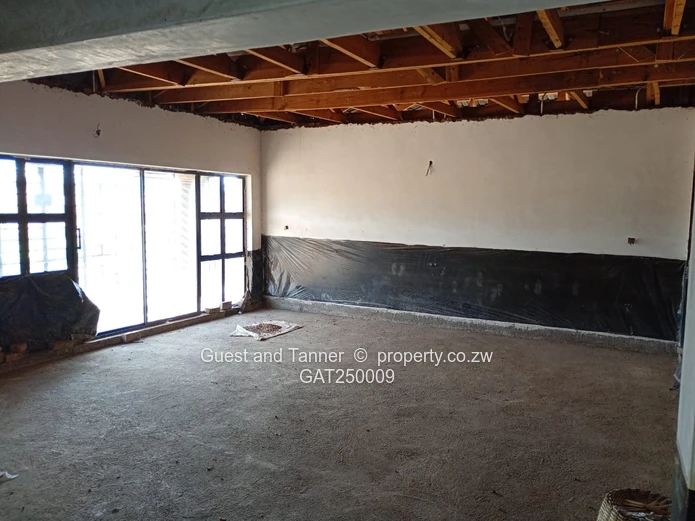 Finish to Your Taste – Solid 5-BR Family Home on 2,000sqm with Borehole in Galloway, Norton