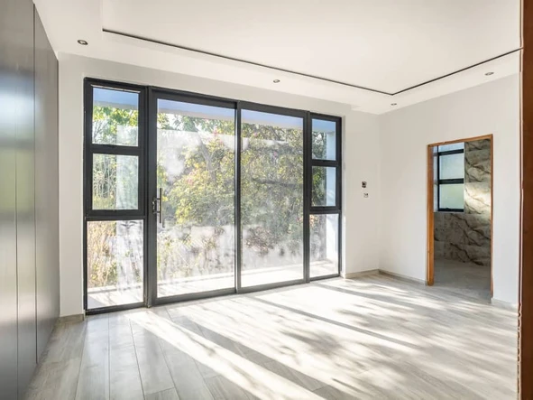 8 Unit Townhouse Complex