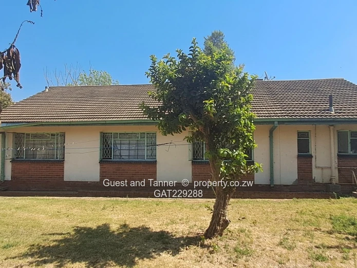 4-bedroomed house is situated in the desirable Sunridge area