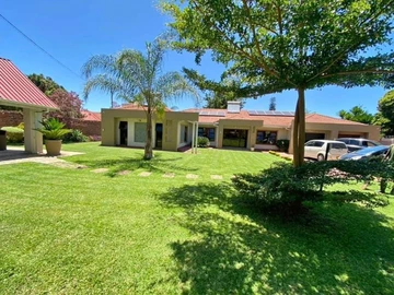 Charming family home!!!