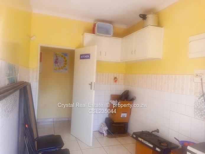 Dzivarasekwa Commercialproperty : Surgery/Home/Offices  (Sole Mandate)