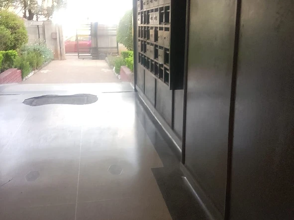 2 Bedroom Flat & Apartment