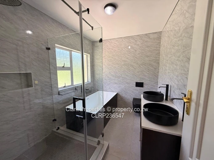 Spacious, Modern & Perfectly Located