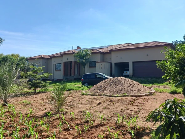 5 Bedroom House