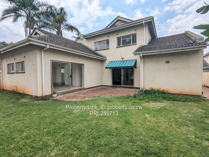 Unfurnished Duplex Townhouse Available Immediately