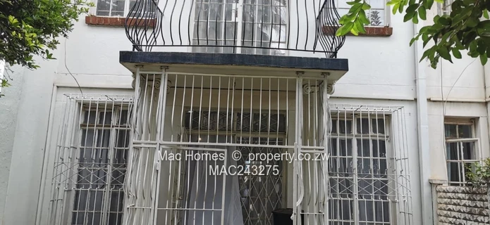 Avenues Finest- 2 bed Duplex Garden flat