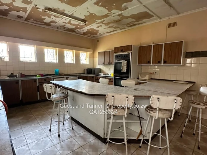 Family Home For Sale In Woodlands, Bulawayo