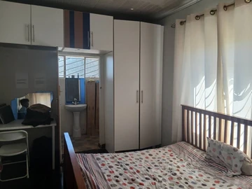 4 Bedroom Garden Flat
