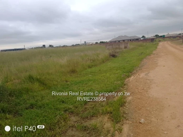 1000m² Waterfalls Stand  in Debshire close to Eland Junior.  & Municipal Water (Sole Mandate)