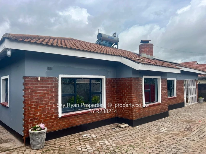 Zimre Park House For Sale