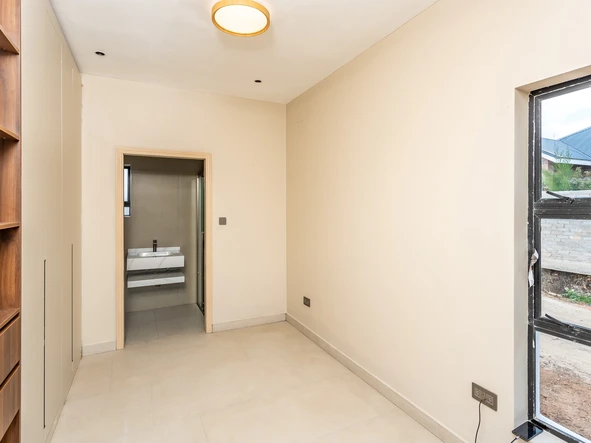 4 Bedroom Townhouse Complex