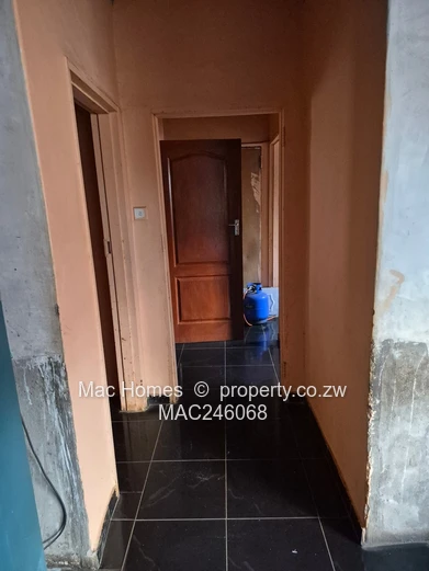 Tynwald Lenana park -house for sale 67k