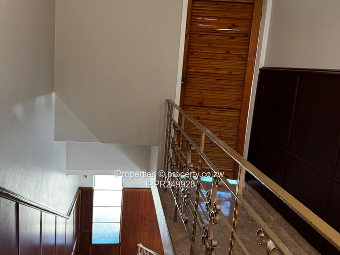 3-Bedroom Duplex with Private Garden 