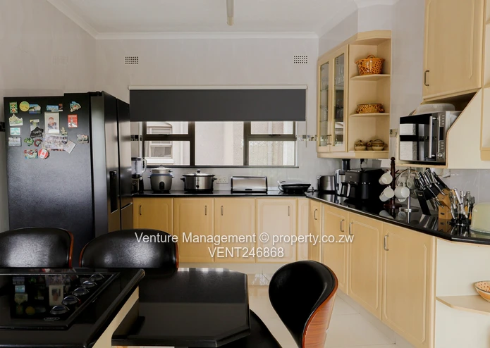 Luxury Executive Residence In Folyjon!