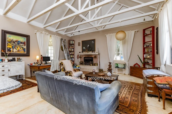 Classic Cape Dutch Architecture in Greendale North / Highlands