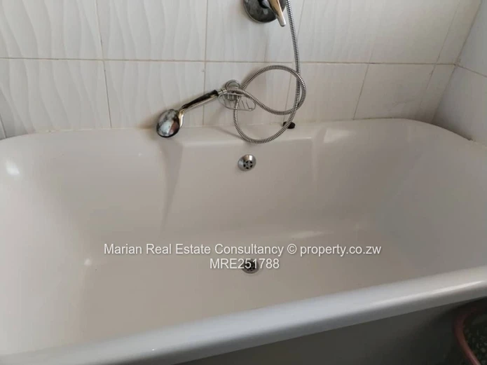 2 Bedroom Flat, Bulawayo CBD FOR SALE