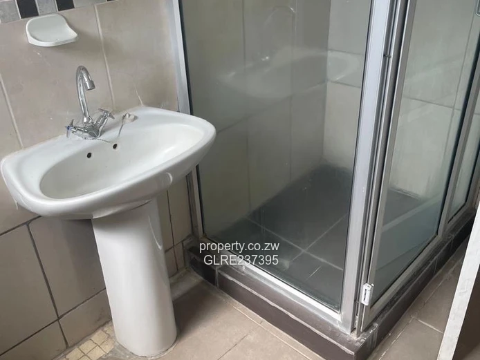 Newlands 3 Bed Duplex Townhouse To Let