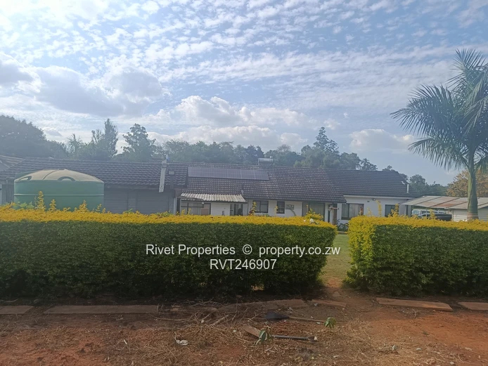 Glen Lorne Property For Sale Access To Enterprise Road