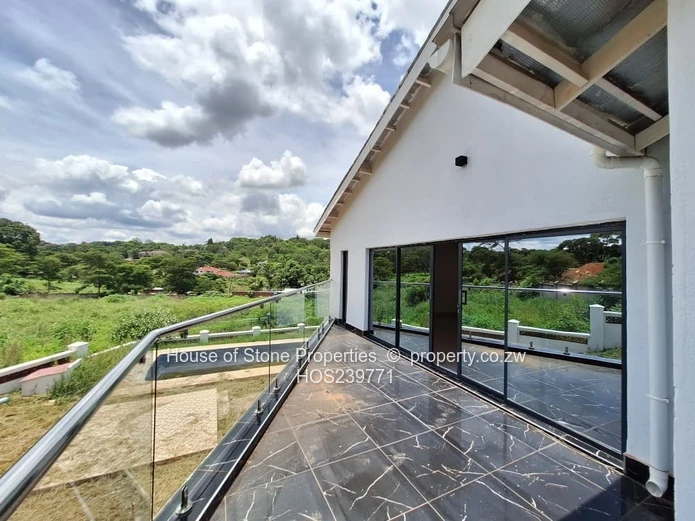 Helensvale Cluster Development for sale Borrowdale Brooke Drive