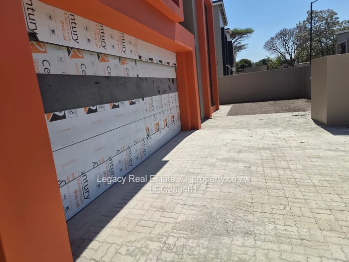 Greendale North: Modern 4-Bed with Double Garage & Borehole