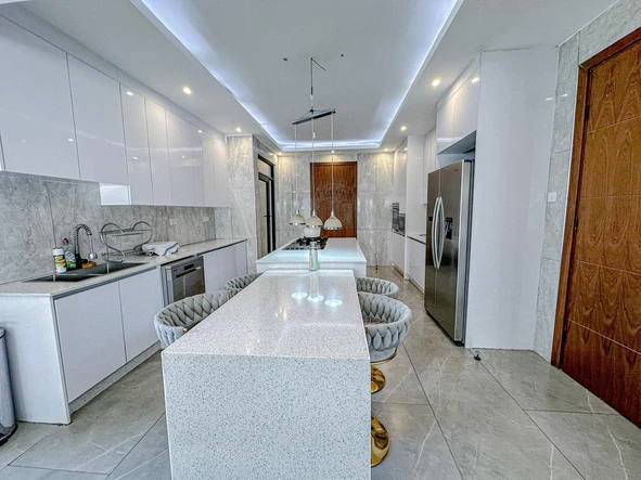 6 Bedroom Townhouse Complex