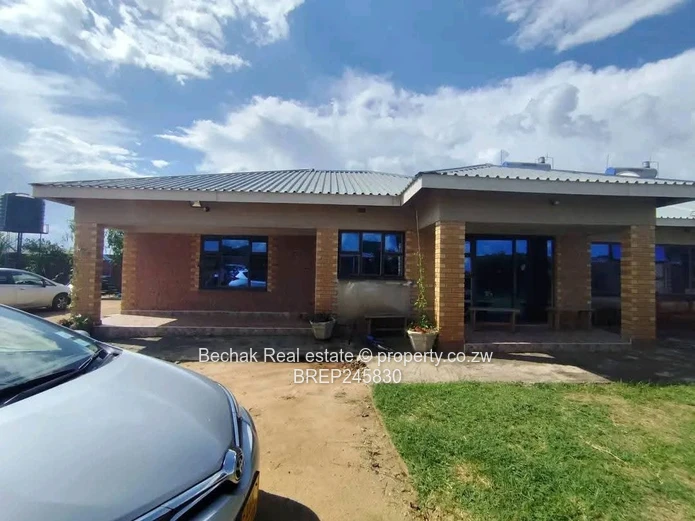 Spacious 9-Bed Norton Home with Borehole & Veranda