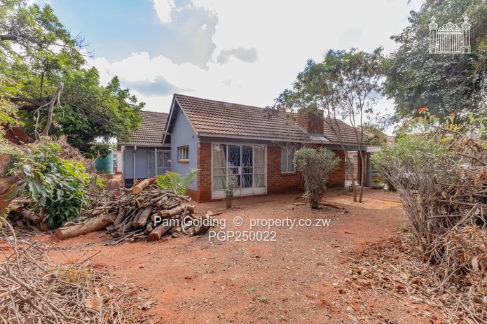 Family Home with Rental Income Potential!